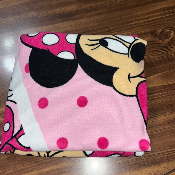 Disney Minnie Mouse two piece swimwear 2T and towel - Picture 6 of 11